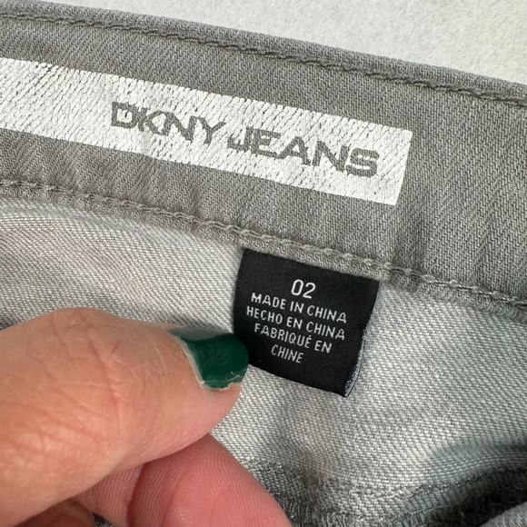 Dkny City Skinny Jeans Womens Size 2 Gray Wash Mid Rise Zipper Stretch - Picture 5 of 16